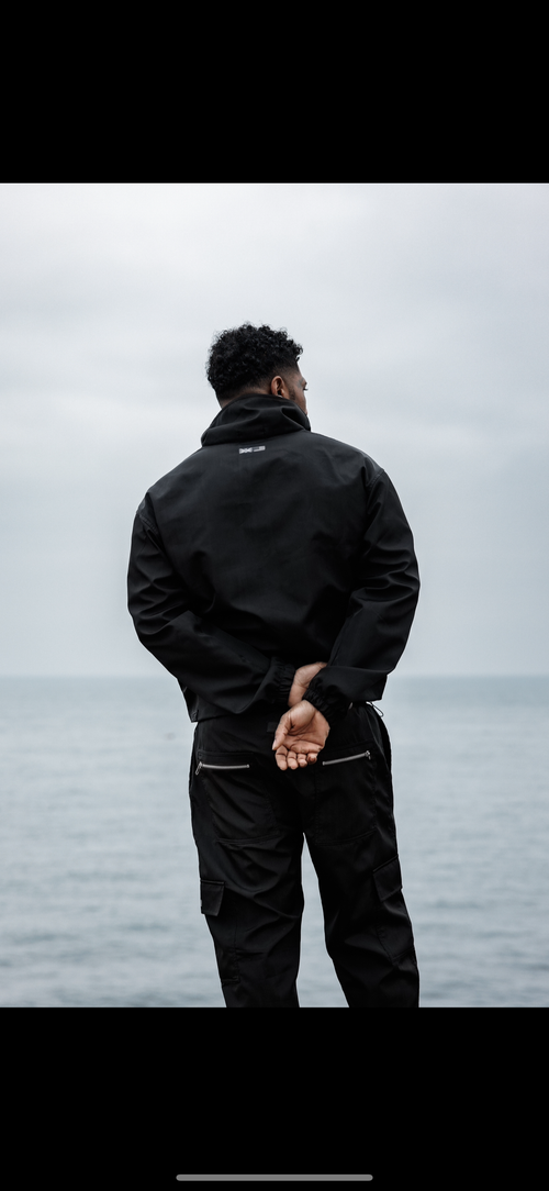 KOLD BREEZE 1/4 Zip Windbreaker - Black
