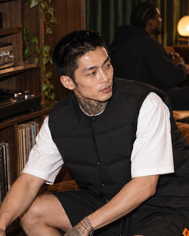 AJ Tech Puffer Vest Black, close-up
