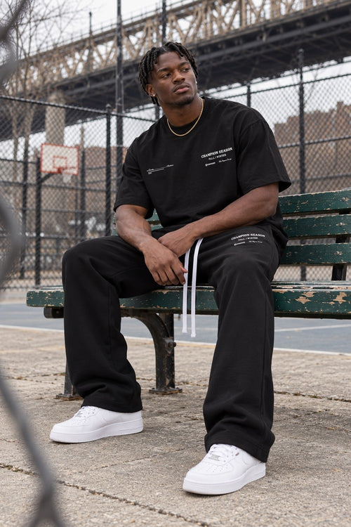 Players Lounge Oversized Tee Black with Players Lounge Sweatpants Black, court bench